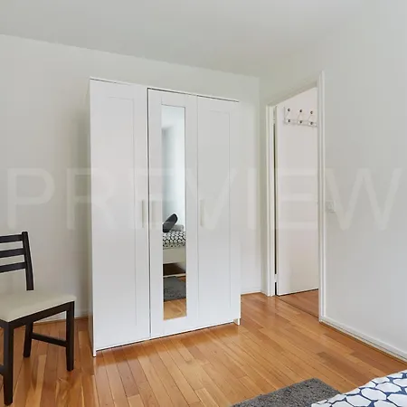 Cosy & Comfy 1 Bedroom 15